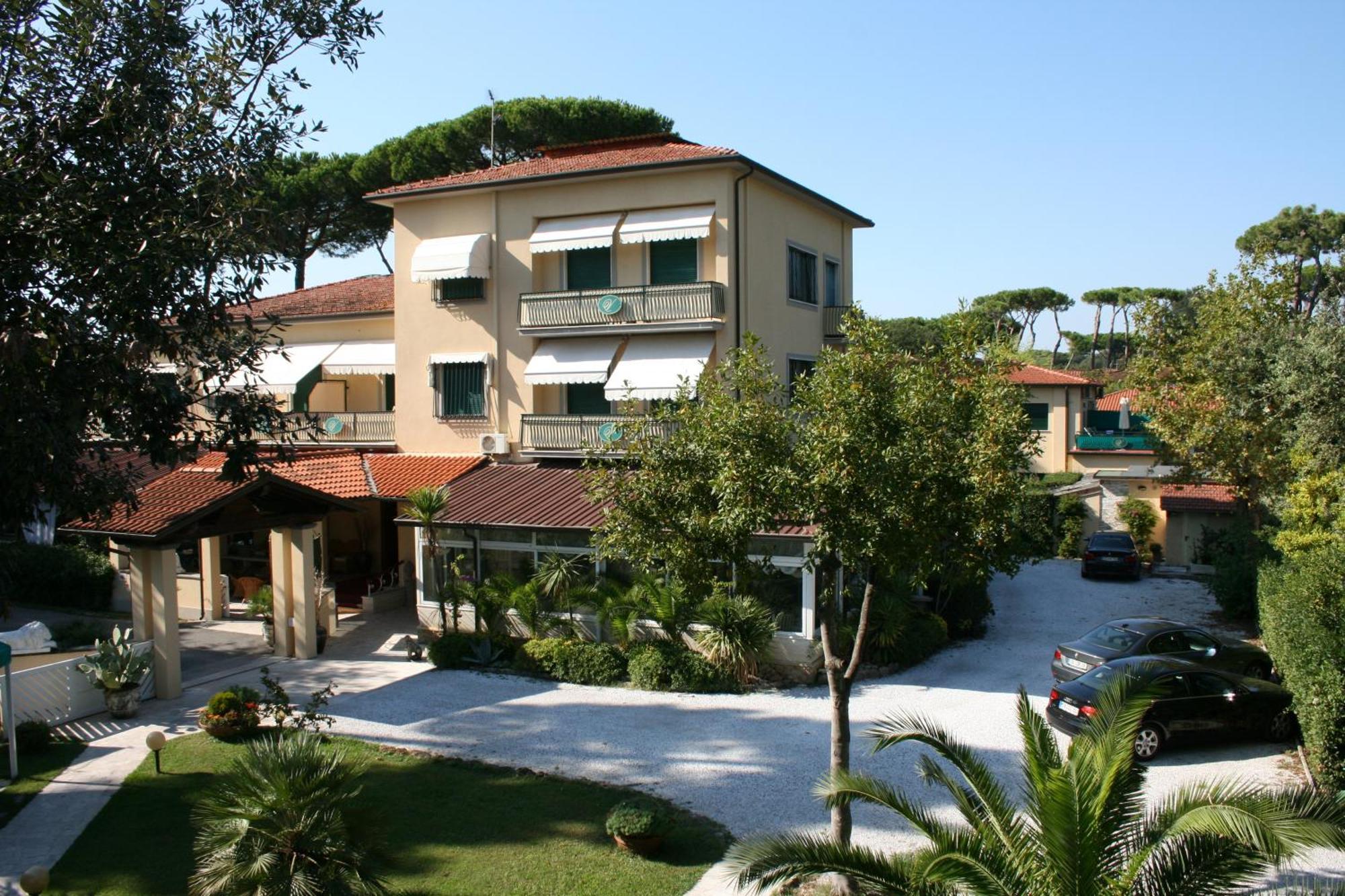 Hotel Verdemare Marina di Pietrasanta Exterior foto