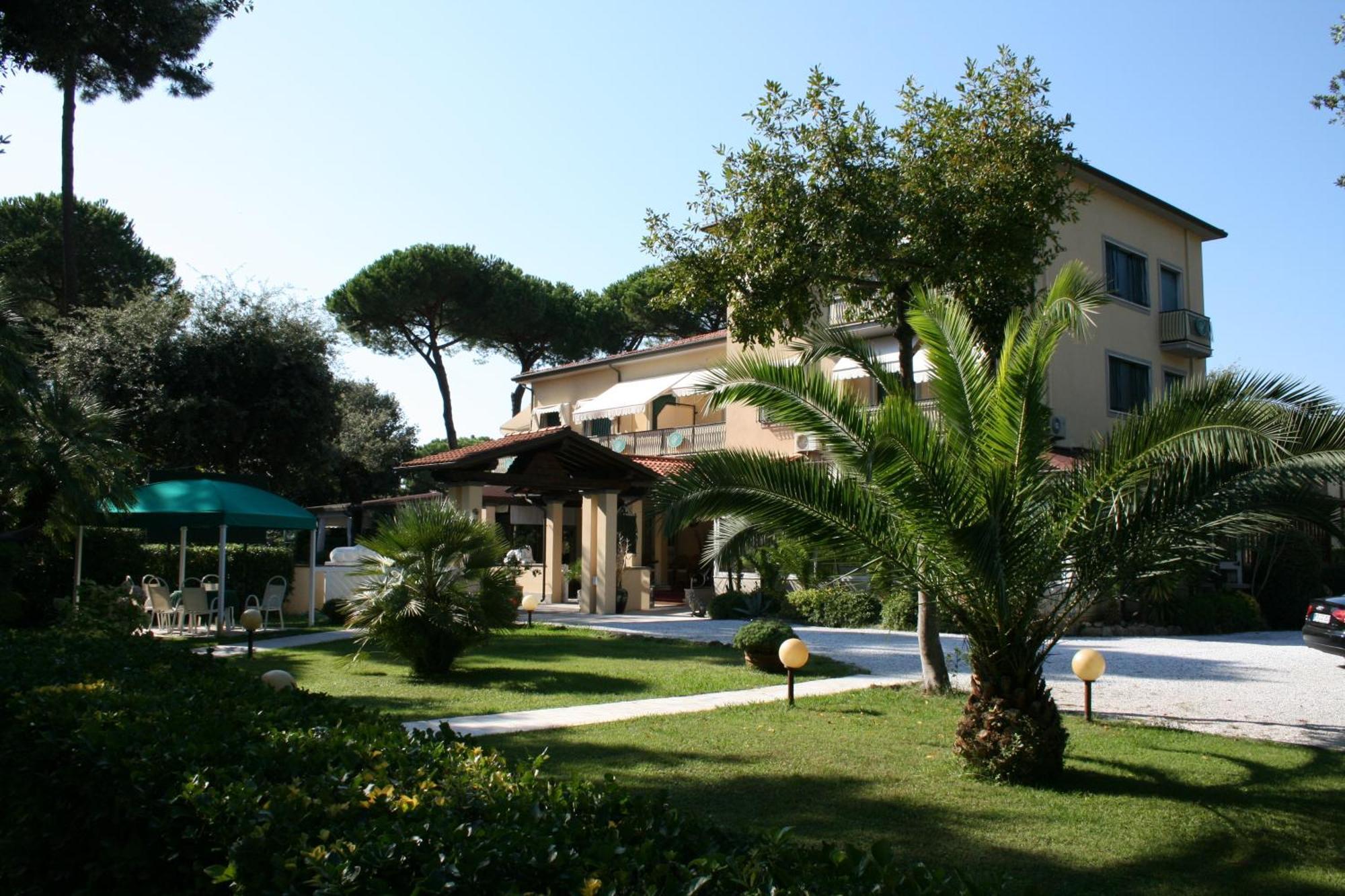 Hotel Verdemare Marina di Pietrasanta Exterior foto